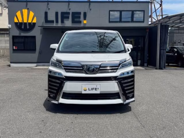 TOYOTA VELLFIRE