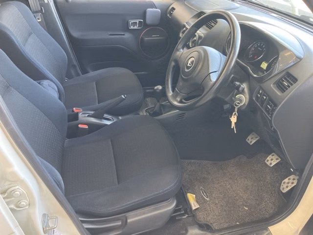 DAIHATSU TERIOS KID