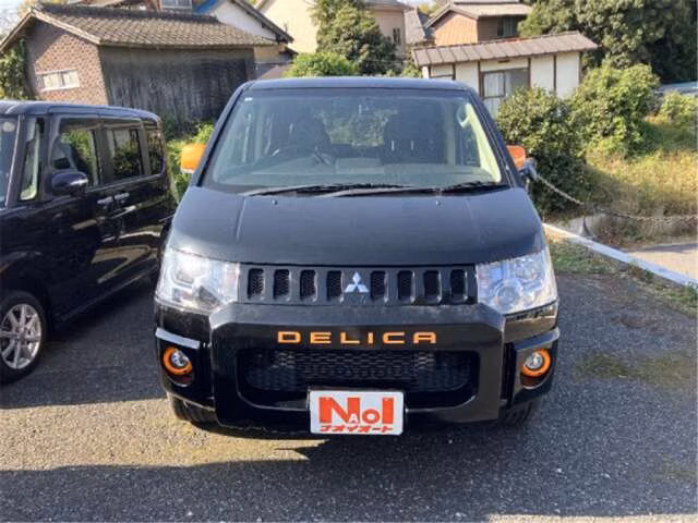 MITSUBISHI DELICA D:5