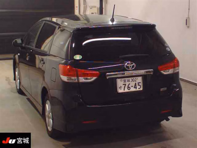 TOYOTA WISH