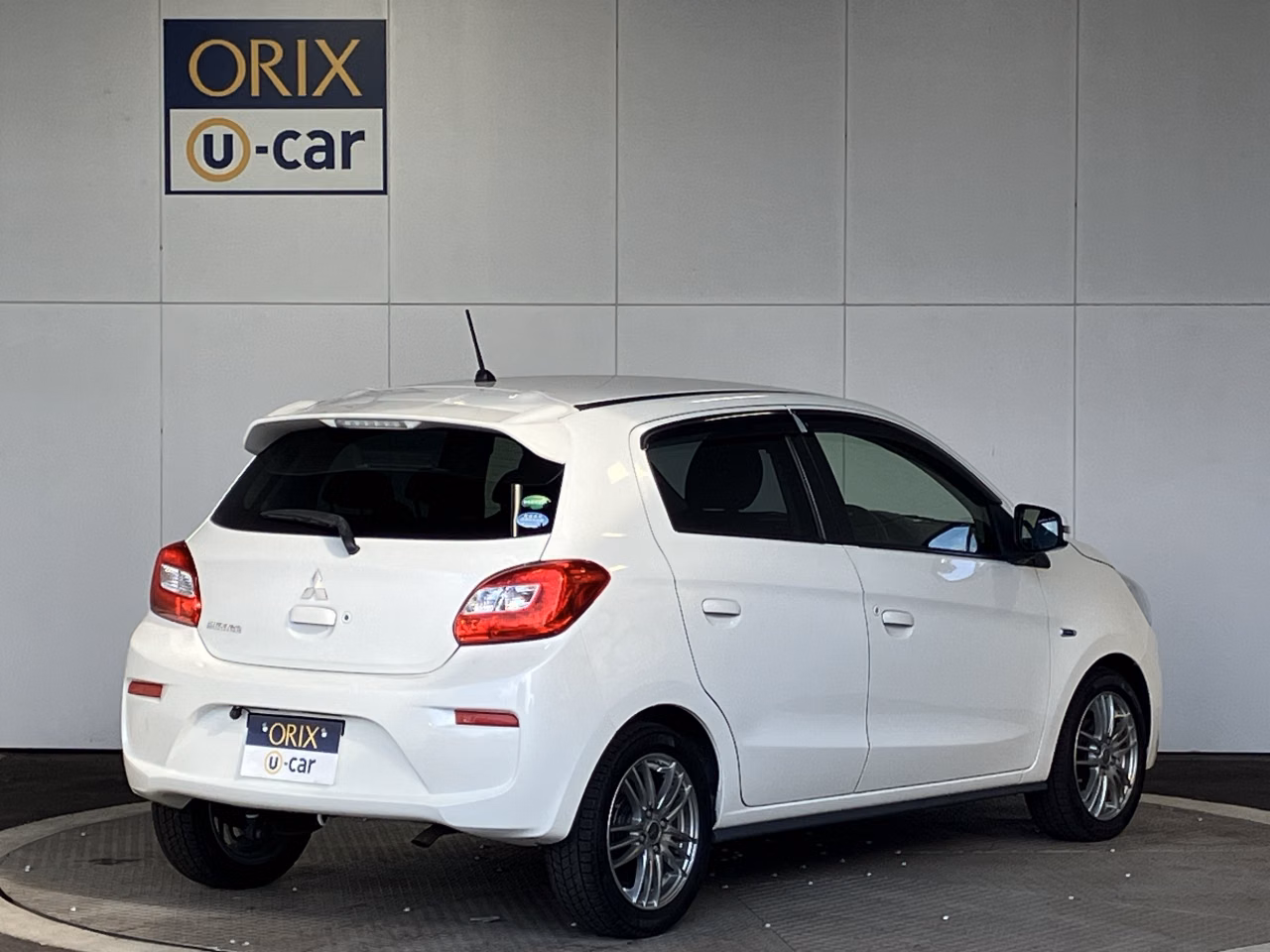 MITSUBISHI MIRAGE