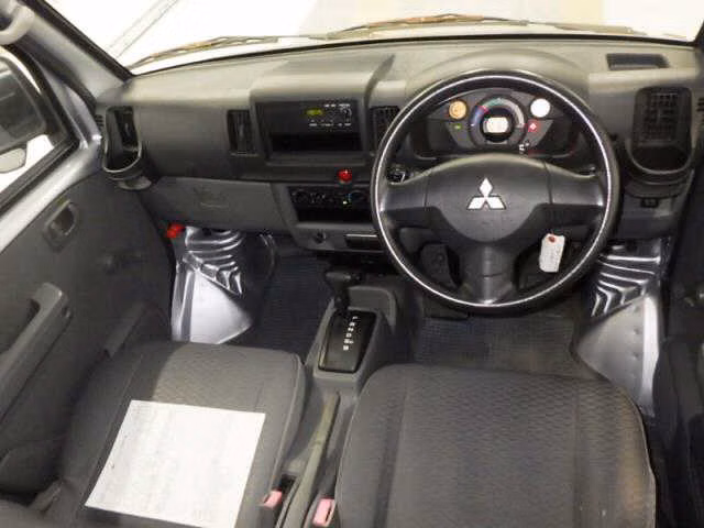 MITSUBISHI MINICAB MIEV