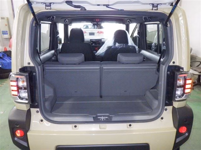 DAIHATSU TAFT