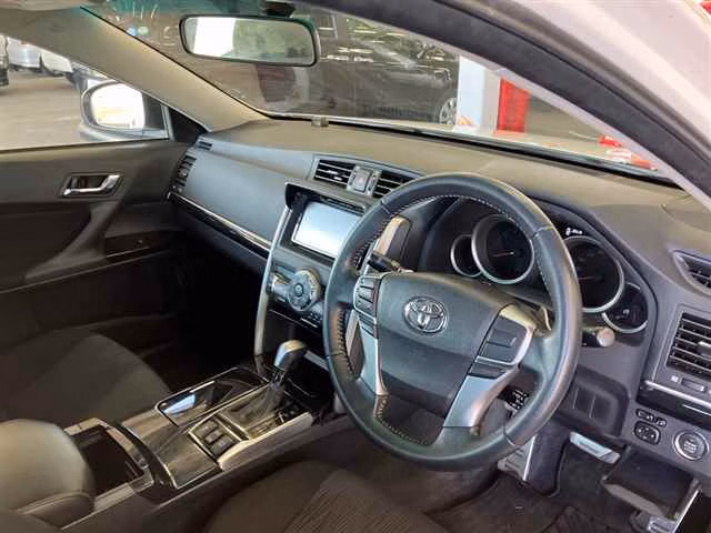 TOYOTA MARK X