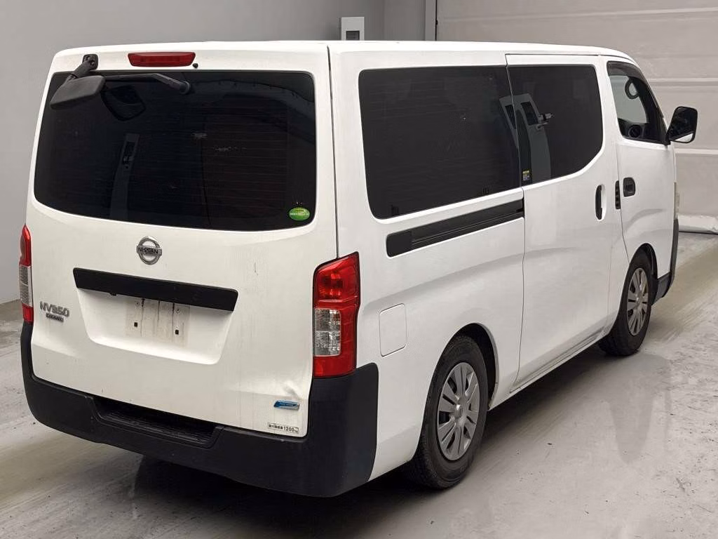 NISSAN NV350 CARAVAN