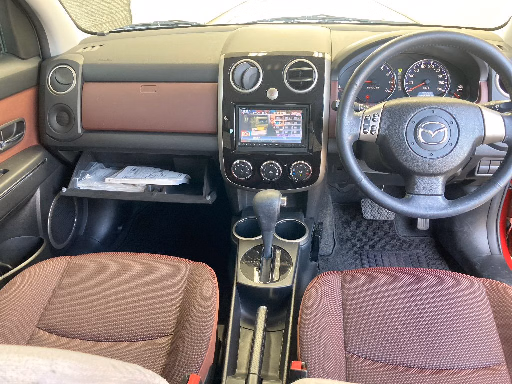 MAZDA VERISA