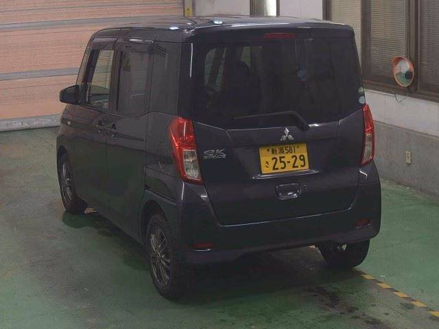 MITSUBISHI EK SPACE