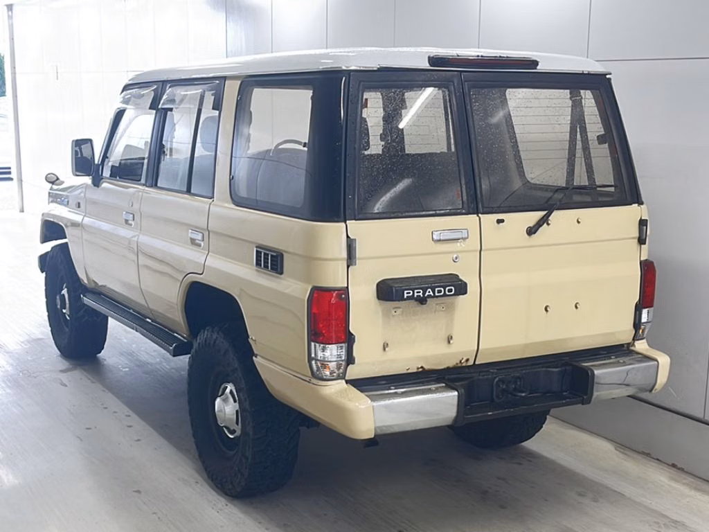 TOYOTA LAND CRUISER PRADO