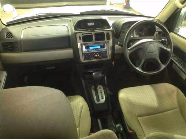 MITSUBISHI PAJERO IO