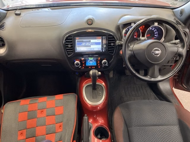 NISSAN JUKE