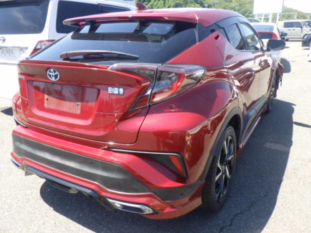 TOYOTA C-HR