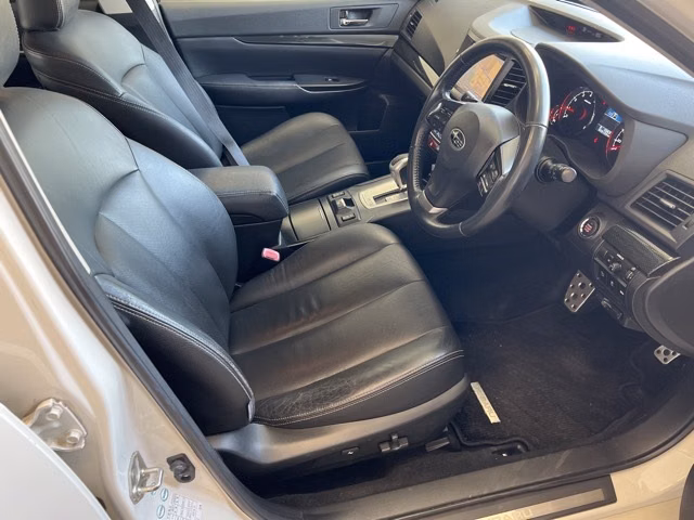SUBARU LEGACY