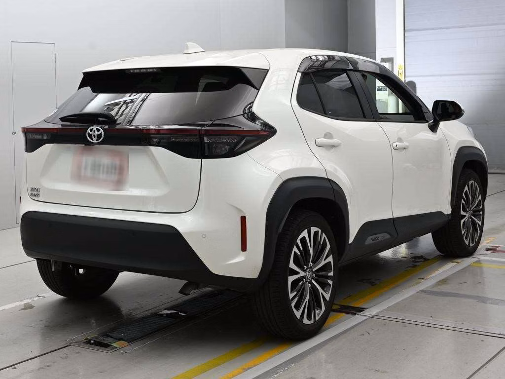 TOYOTA YARIS CROSS