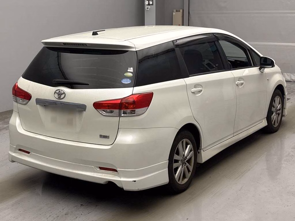 TOYOTA WISH