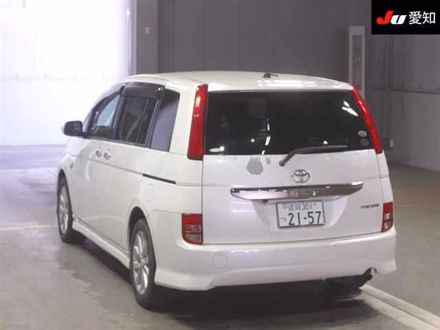 TOYOTA ISIS