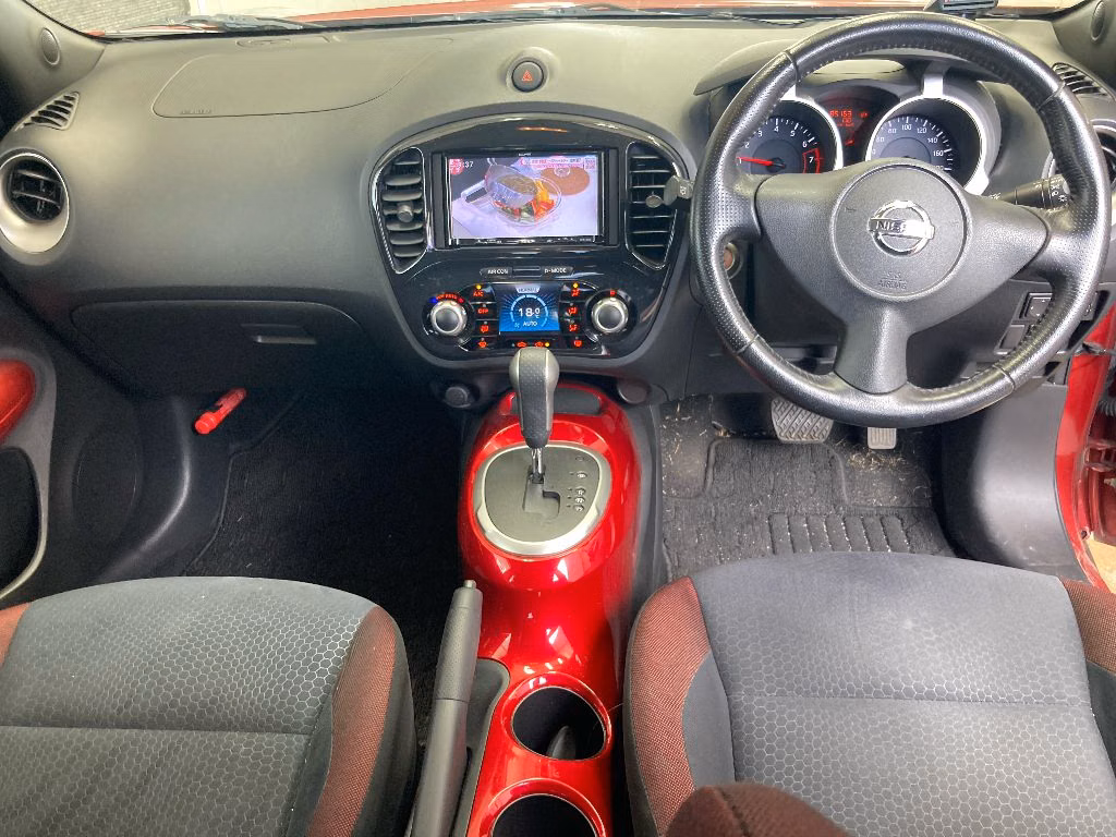 NISSAN JUKE