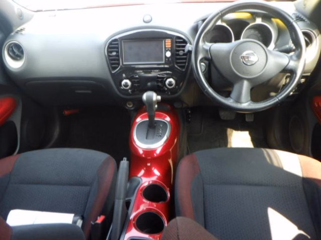 NISSAN JUKE