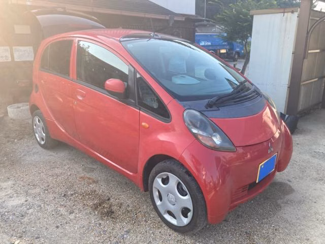 MITSUBISHI I