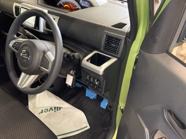 DAIHATSU WAKE