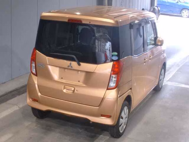 MITSUBISHI EK SPACE