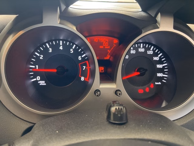 NISSAN JUKE