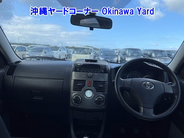 TOYOTA RUSH