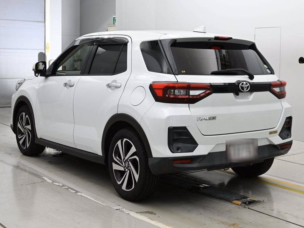 TOYOTA RAIZE