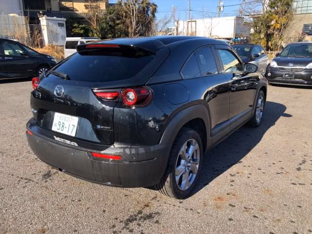 MAZDA MX-30