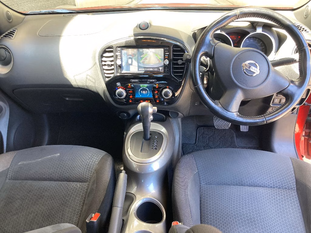 NISSAN JUKE