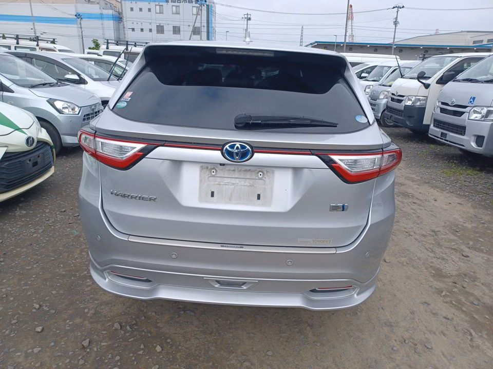 TOYOTA HARRIER