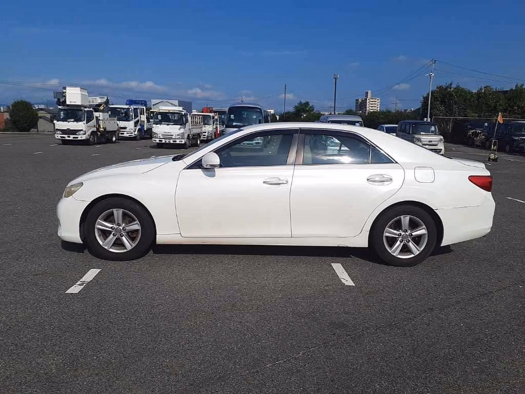 TOYOTA MARK X