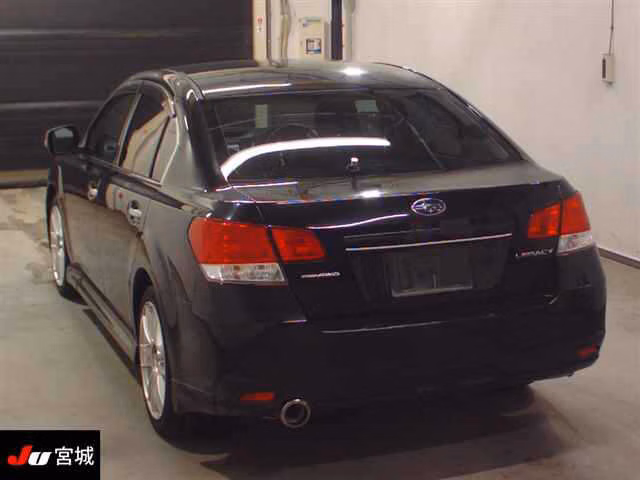 SUBARU LEGACY B4