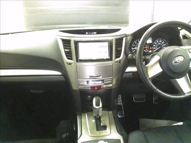 SUBARU LEGACY B4