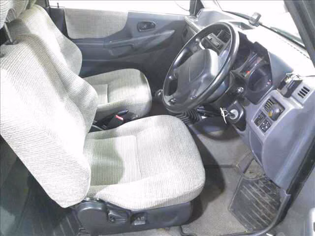 MITSUBISHI PAJERO JUNIOR