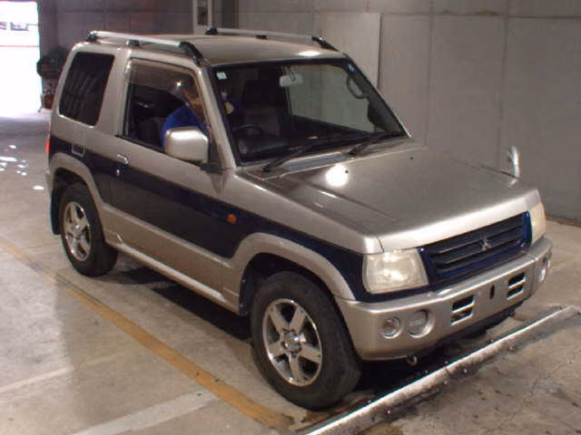 MITSUBISHI PAJERO MINI