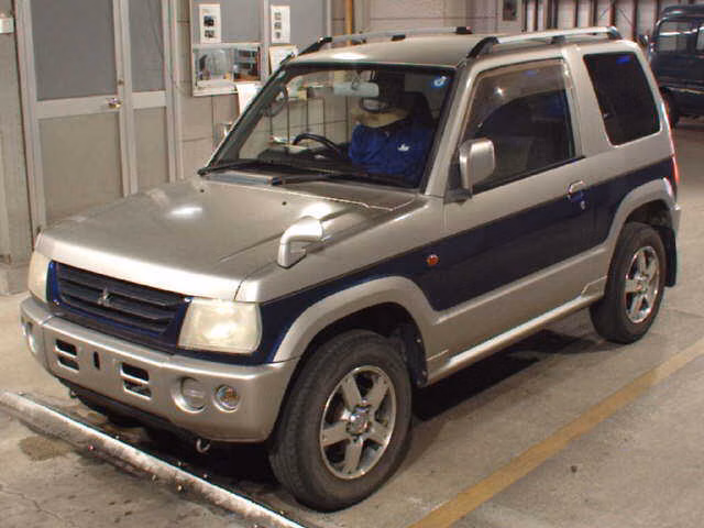 MITSUBISHI PAJERO MINI
