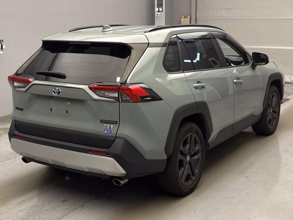 TOYOTA RAV4