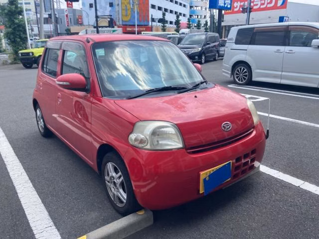 DAIHATSU ESSE