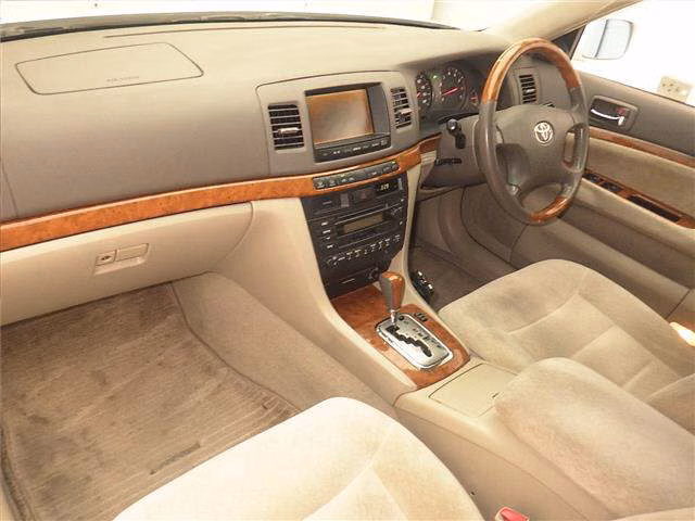 TOYOTA MARK II