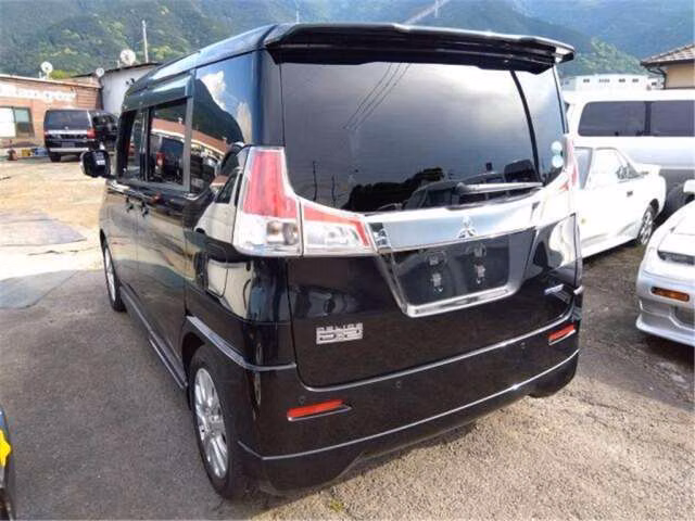 MITSUBISHI DELICA D:2