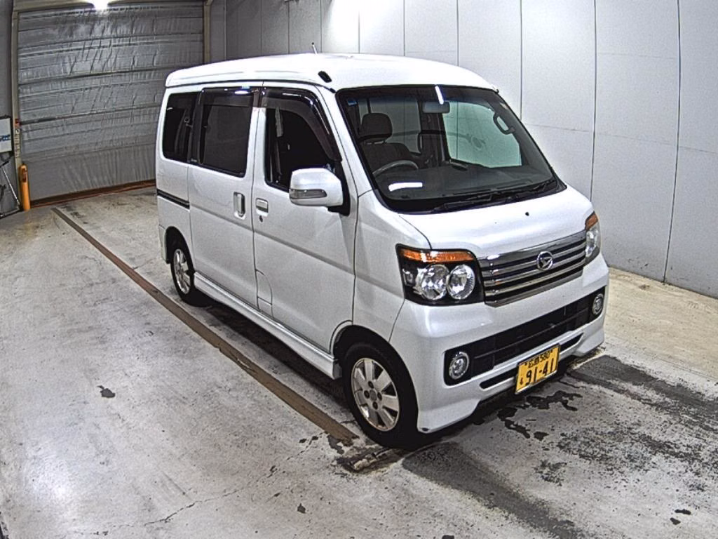 DAIHATSU ATRAI