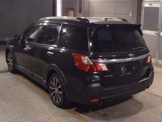 SUBARU EXIGA CROSSOVER 7