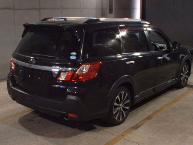 SUBARU EXIGA CROSSOVER 7