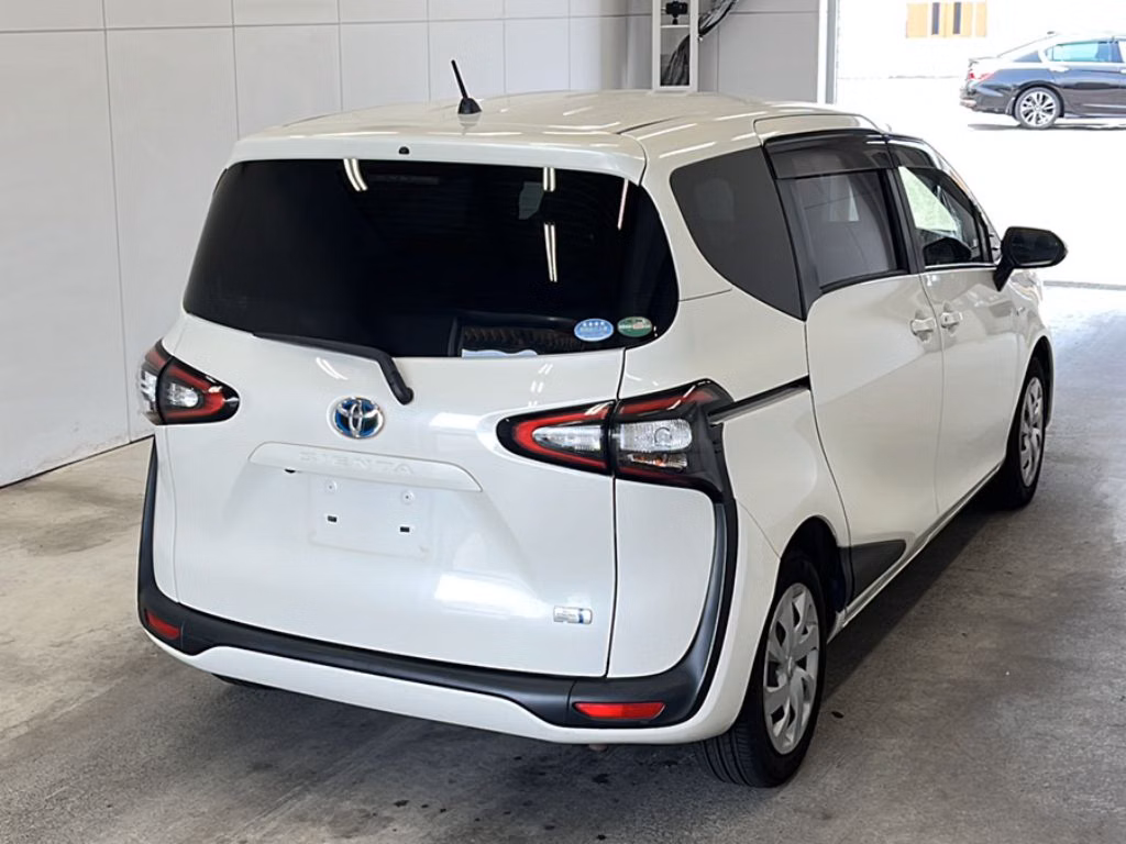 TOYOTA SIENTA
