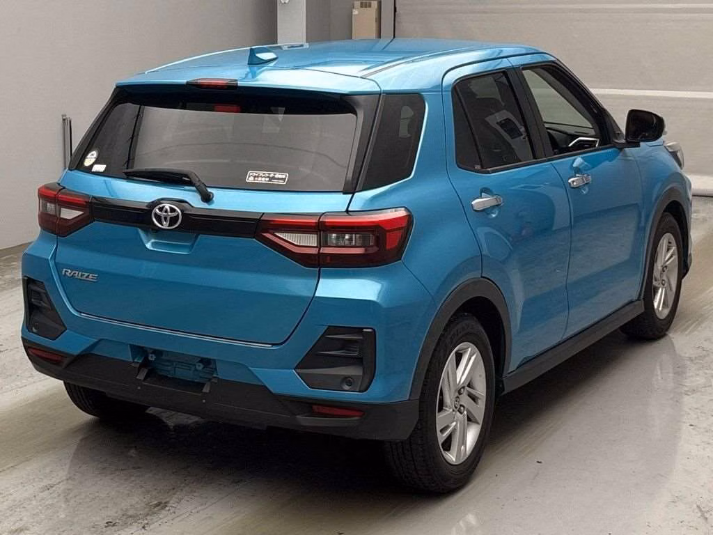 TOYOTA RAIZE