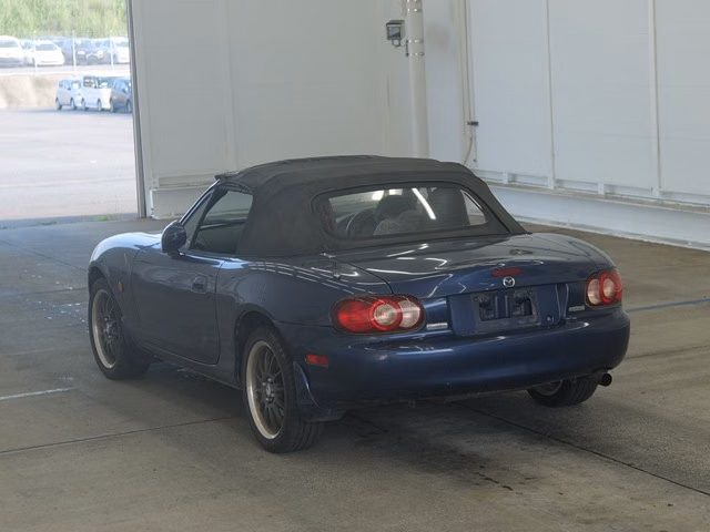 MAZDA ROADSTER