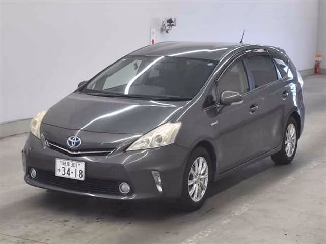 TOYOTA PRIUS ALPHA