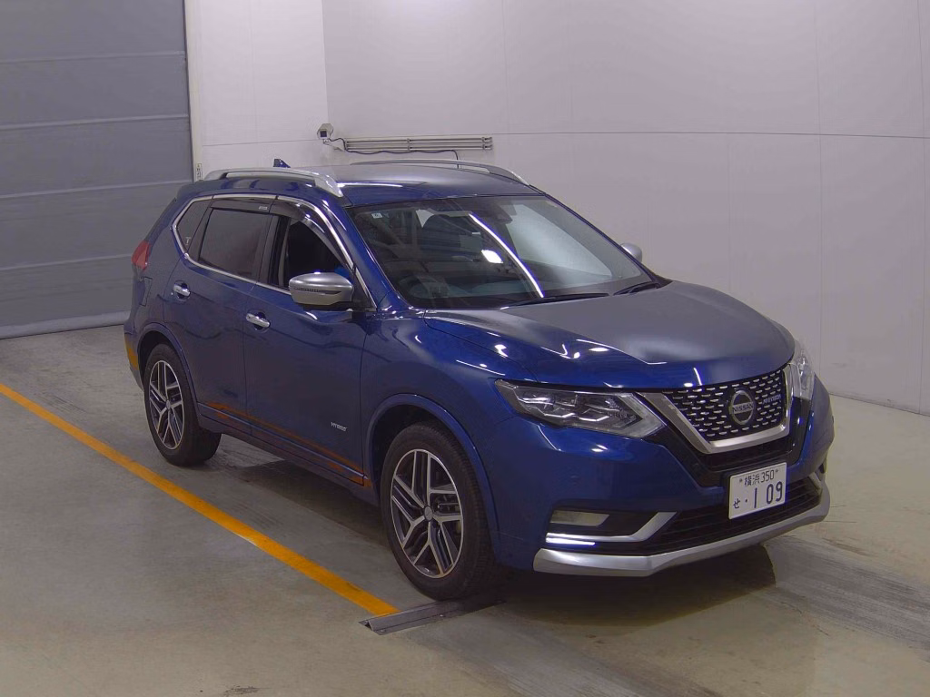 NISSAN X-TRAIL