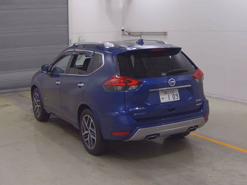 NISSAN X-TRAIL