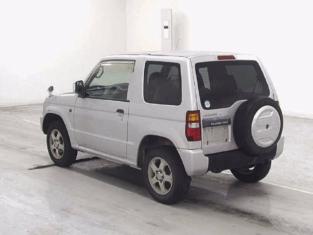MITSUBISHI PAJERO MINI
